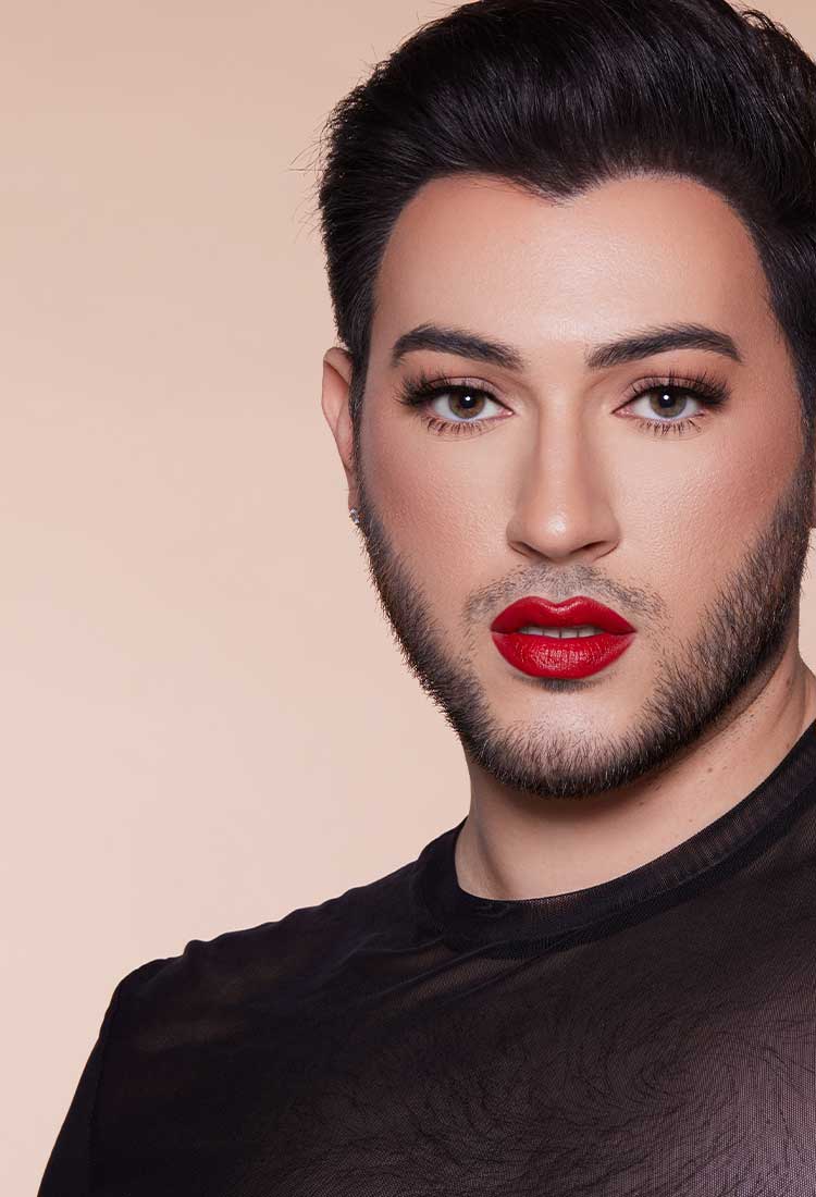 LB-mannymua-giftguide_Main_Banner-mobile.jpg